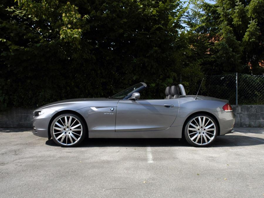  BMW Z4 Poadster by Loder1899 2010 года  (фото 2 из 2)
